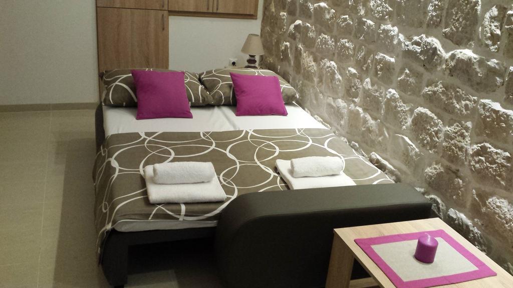 Studio Apartment Legcevic Kaštela Værelse billede