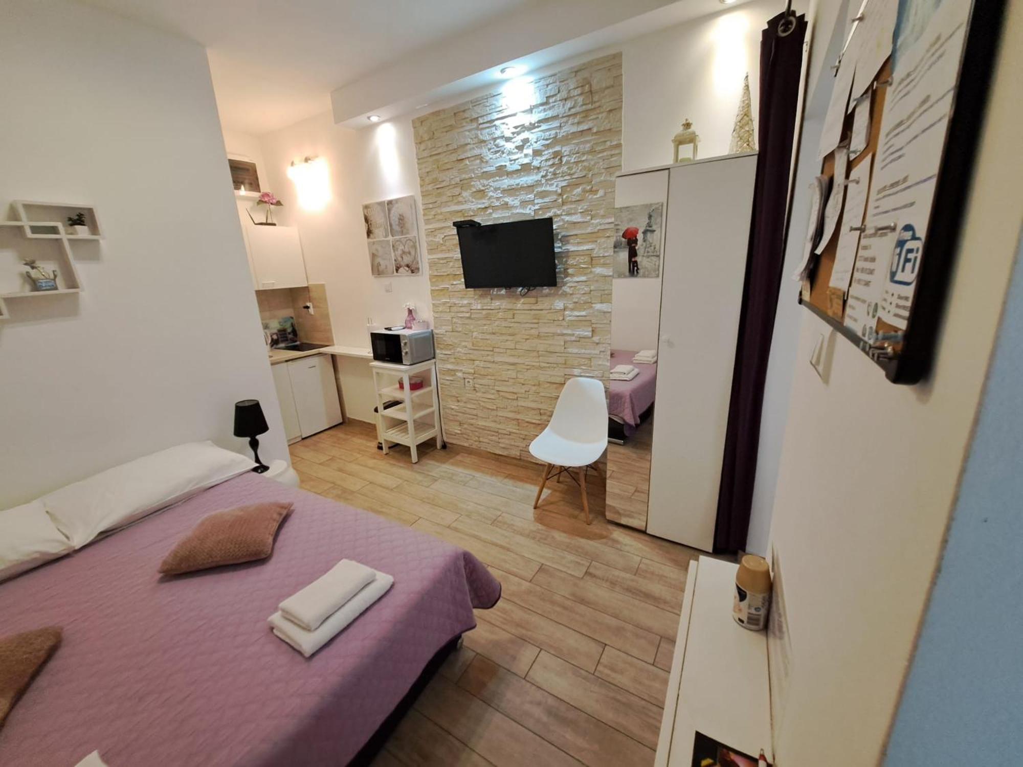 Studio Apartment Legcevic Kaštela Eksteriør billede