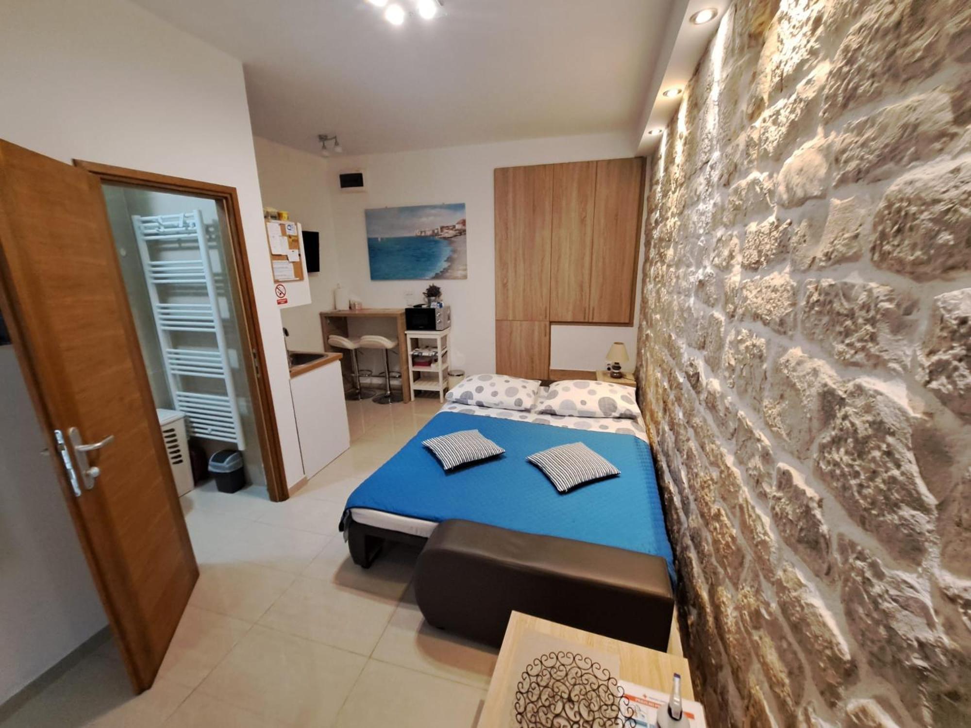 Studio Apartment Legcevic Kaštela Eksteriør billede